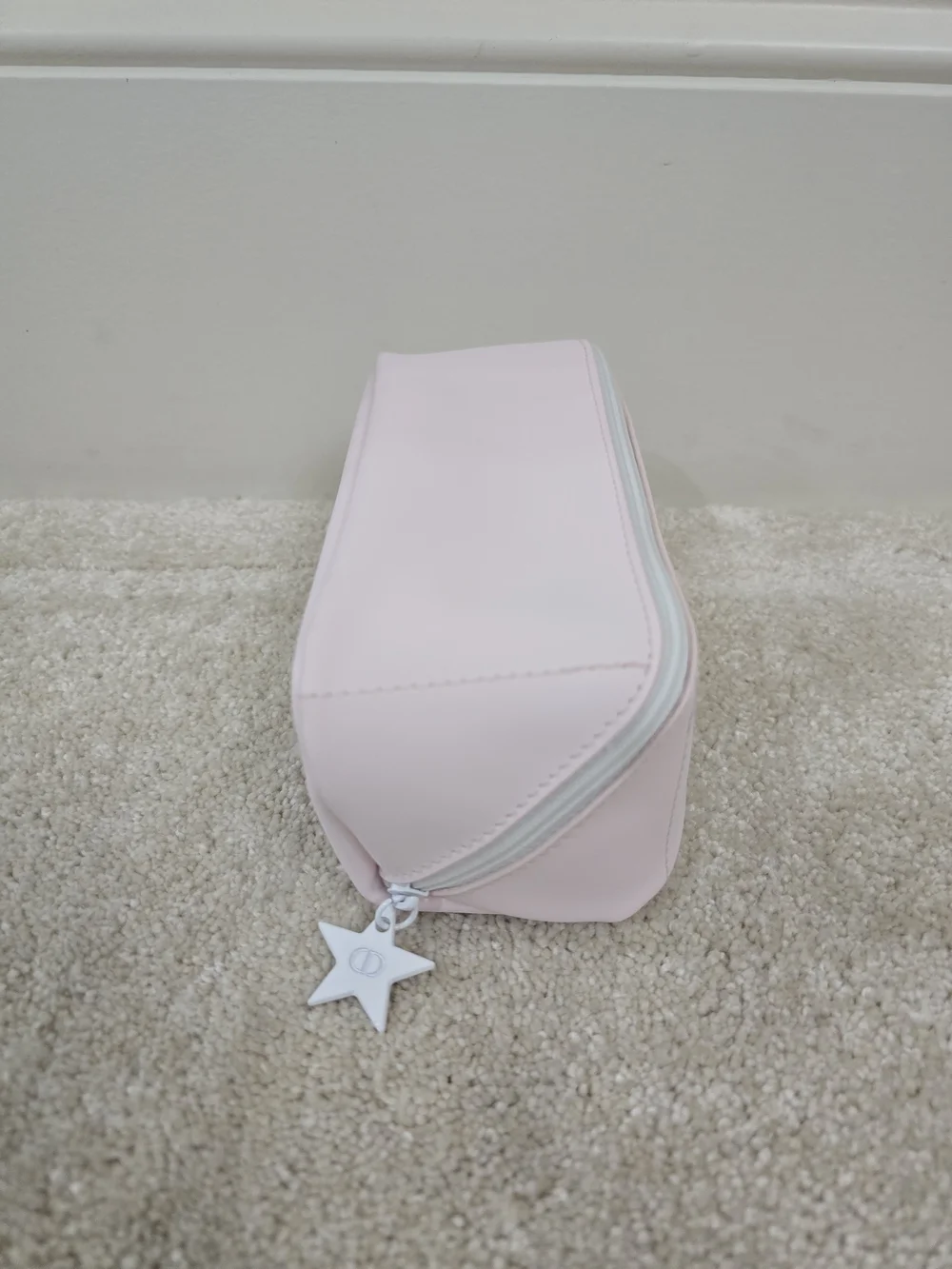 Dior Pink Cosmetic Pouch - Picture 3 of 12